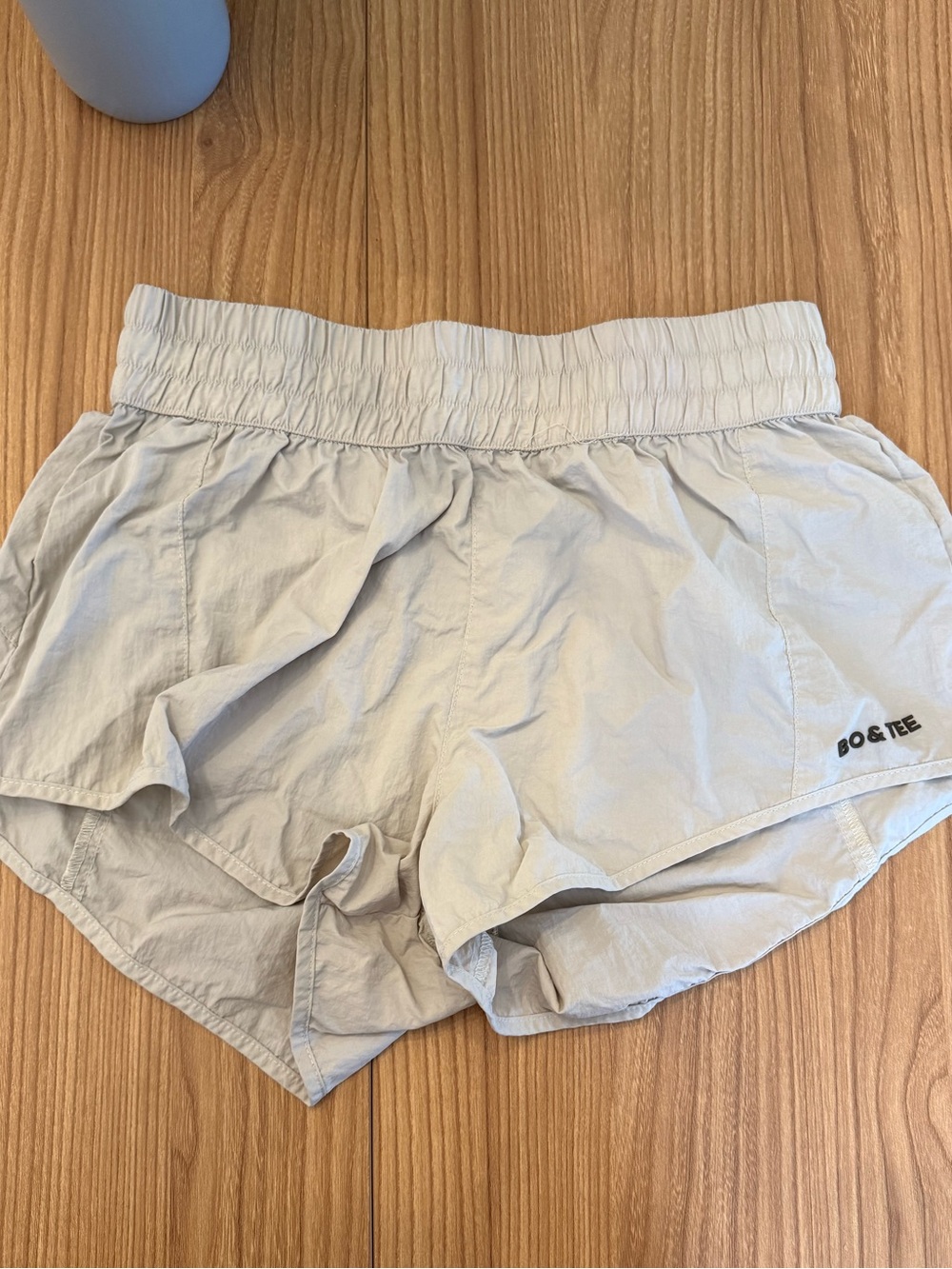 BO & TEE Light Beige Women's Athletic Shorts with Elastic Waist
